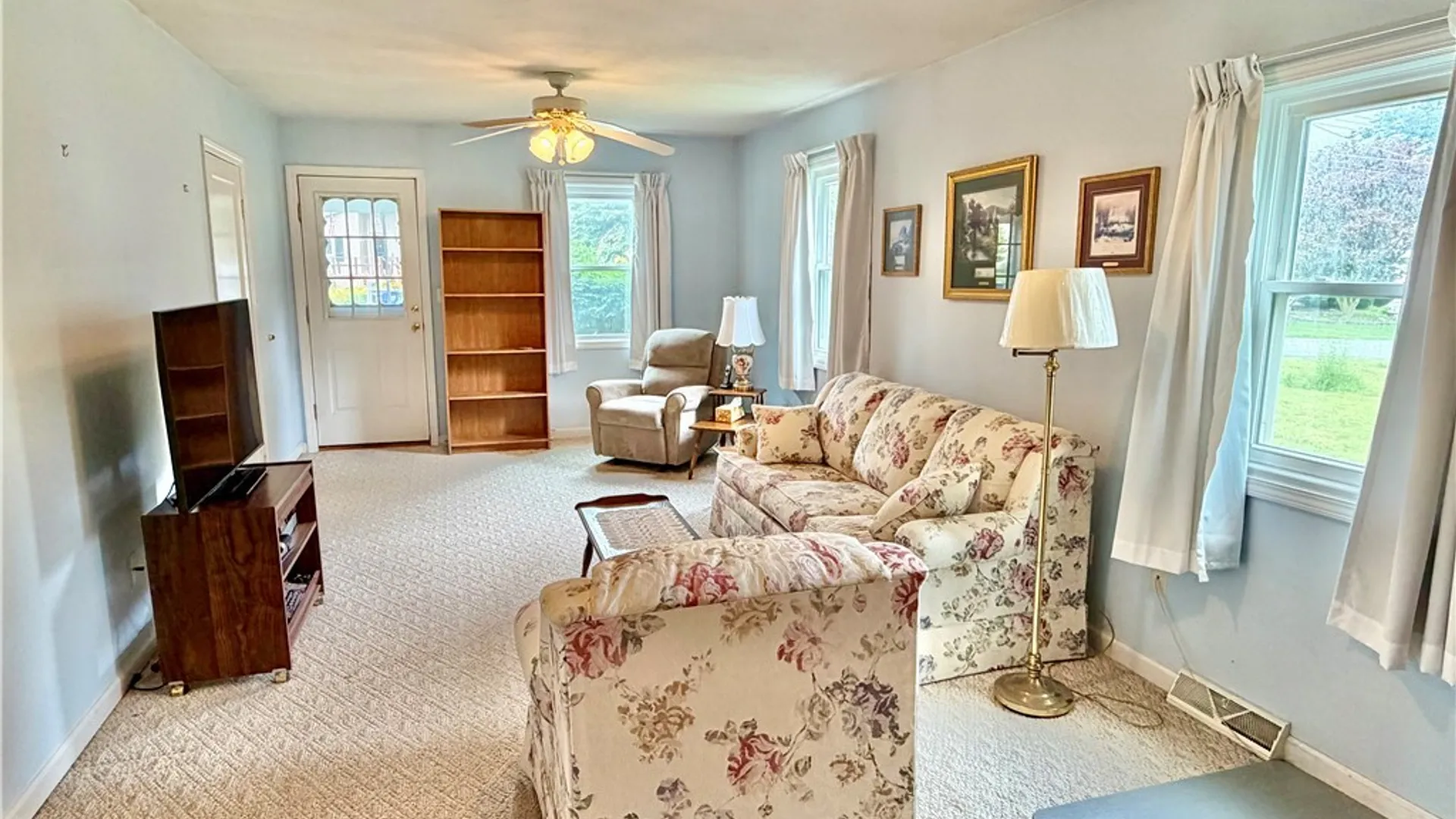Property at 211 Westover Street, Camillus, NY 13209 10