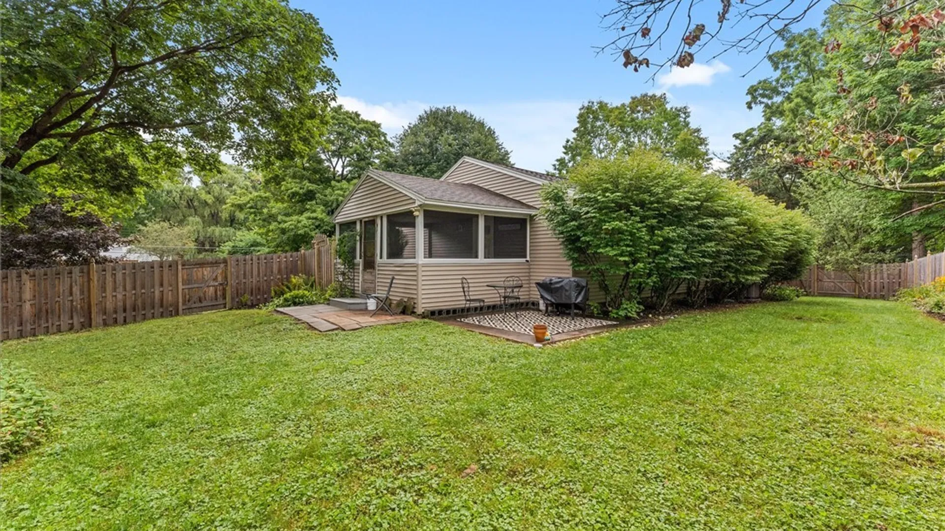 Property at 10 Bishop Drive, Manlius, NY 13066 47