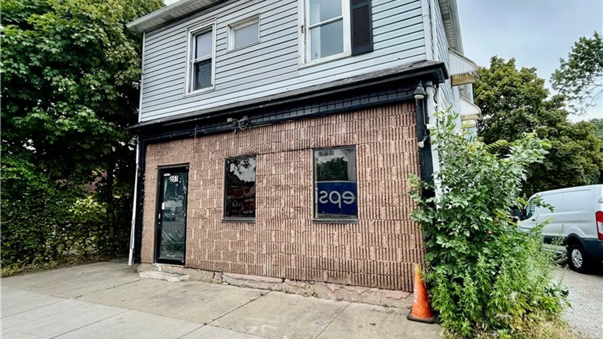 Property at 557 Hertel Avenue, Buffalo, NY 14207 3