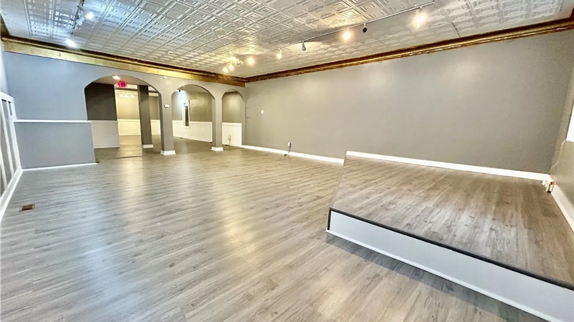 Property at 557 Hertel Avenue, Buffalo, NY 14207 5