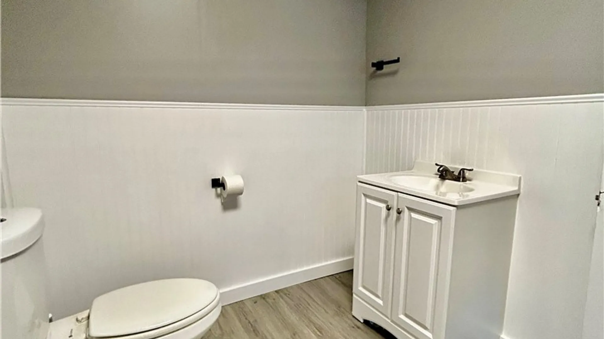 Property at 557 Hertel Avenue, Buffalo, NY 14207 11