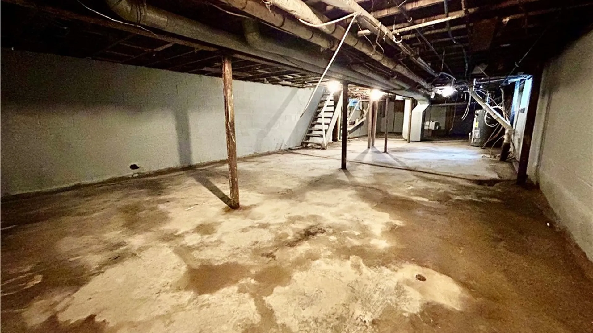 Property at 557 Hertel Avenue, Buffalo, NY 14207 31