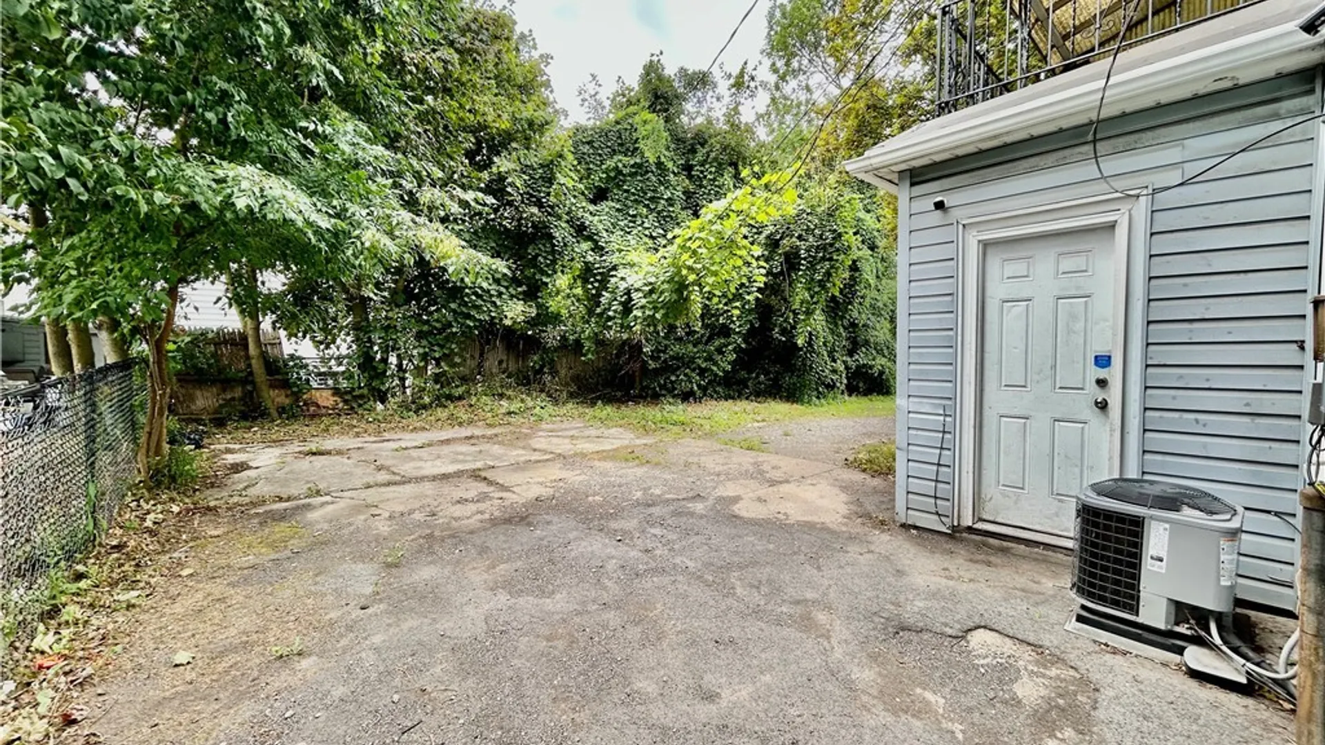 Property at 557 Hertel Avenue, Buffalo, NY 14207 33