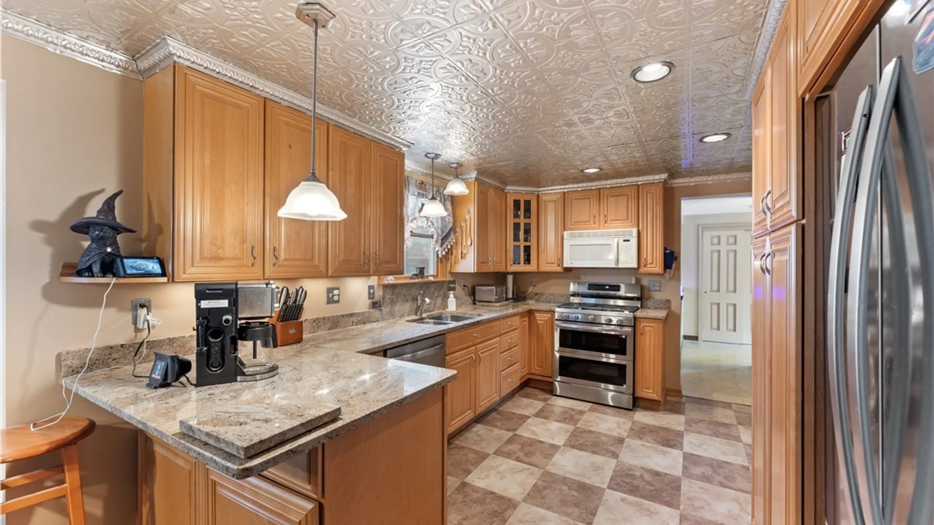 Property at 8009 Thyme Circle, Clay, NY 13090 15