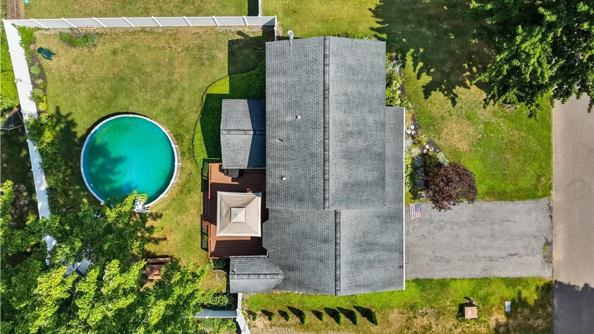 Property at 8009 Thyme Circle, Clay, NY 13090 44
