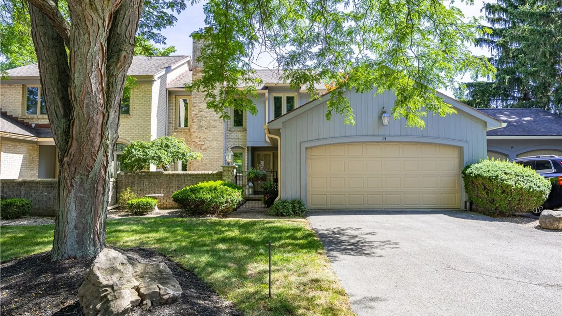 Property at 13 Tobey Court, Pittsford, NY 14534 2