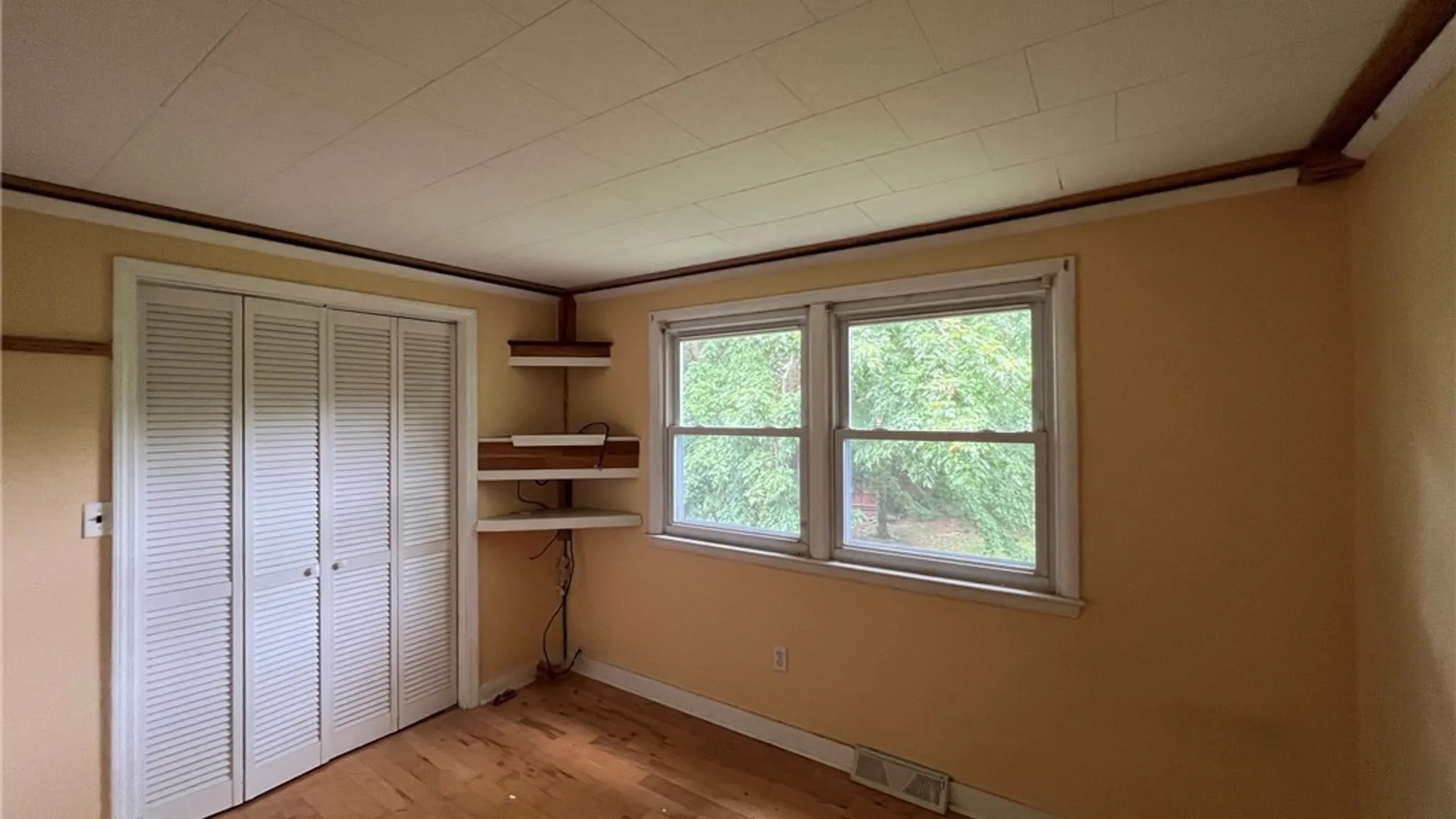 Property at 102 S Manor Drive, Manlius, NY 13057 9