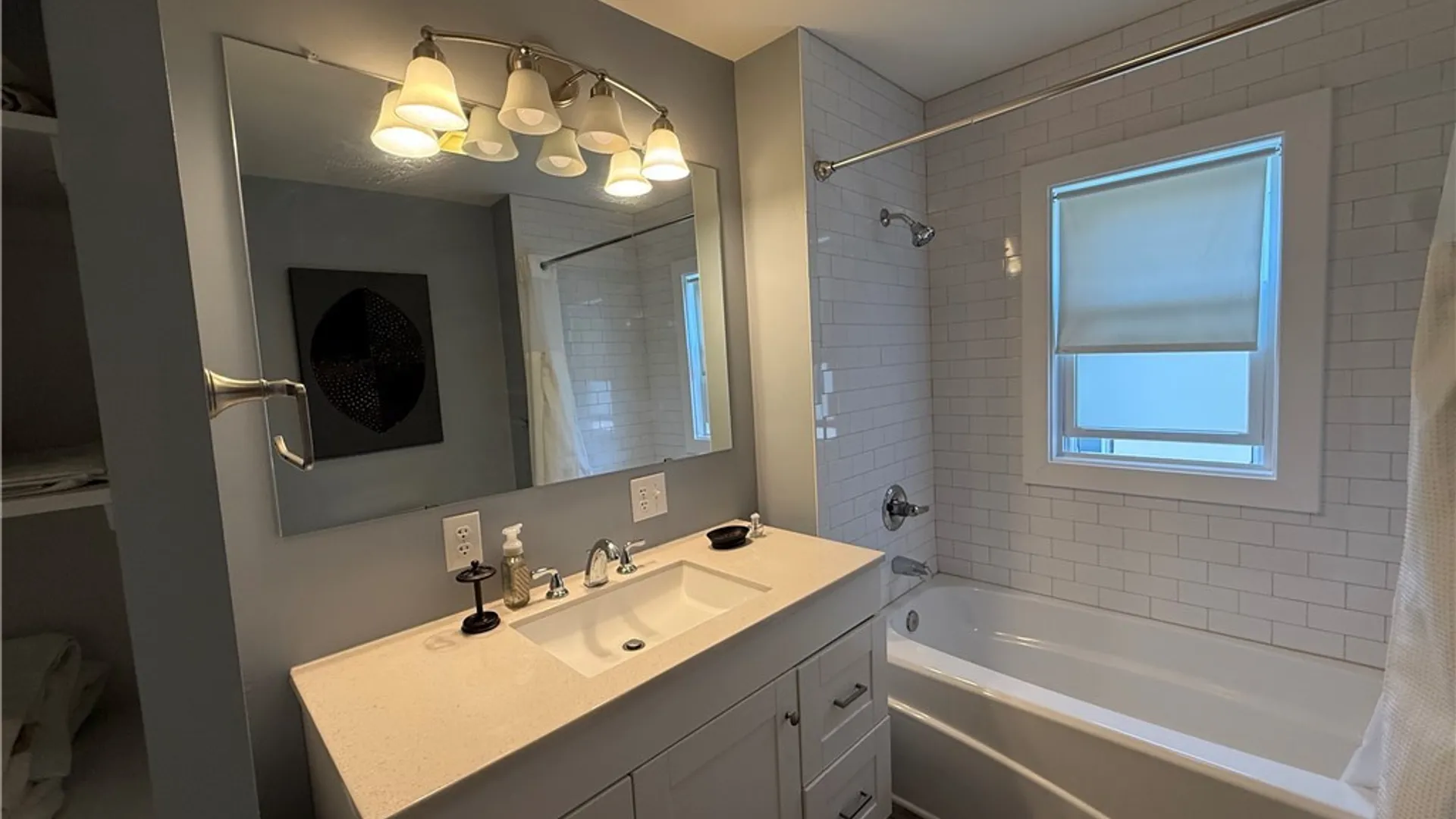Property at 412 Court Street, Syracuse, NY 13208 12