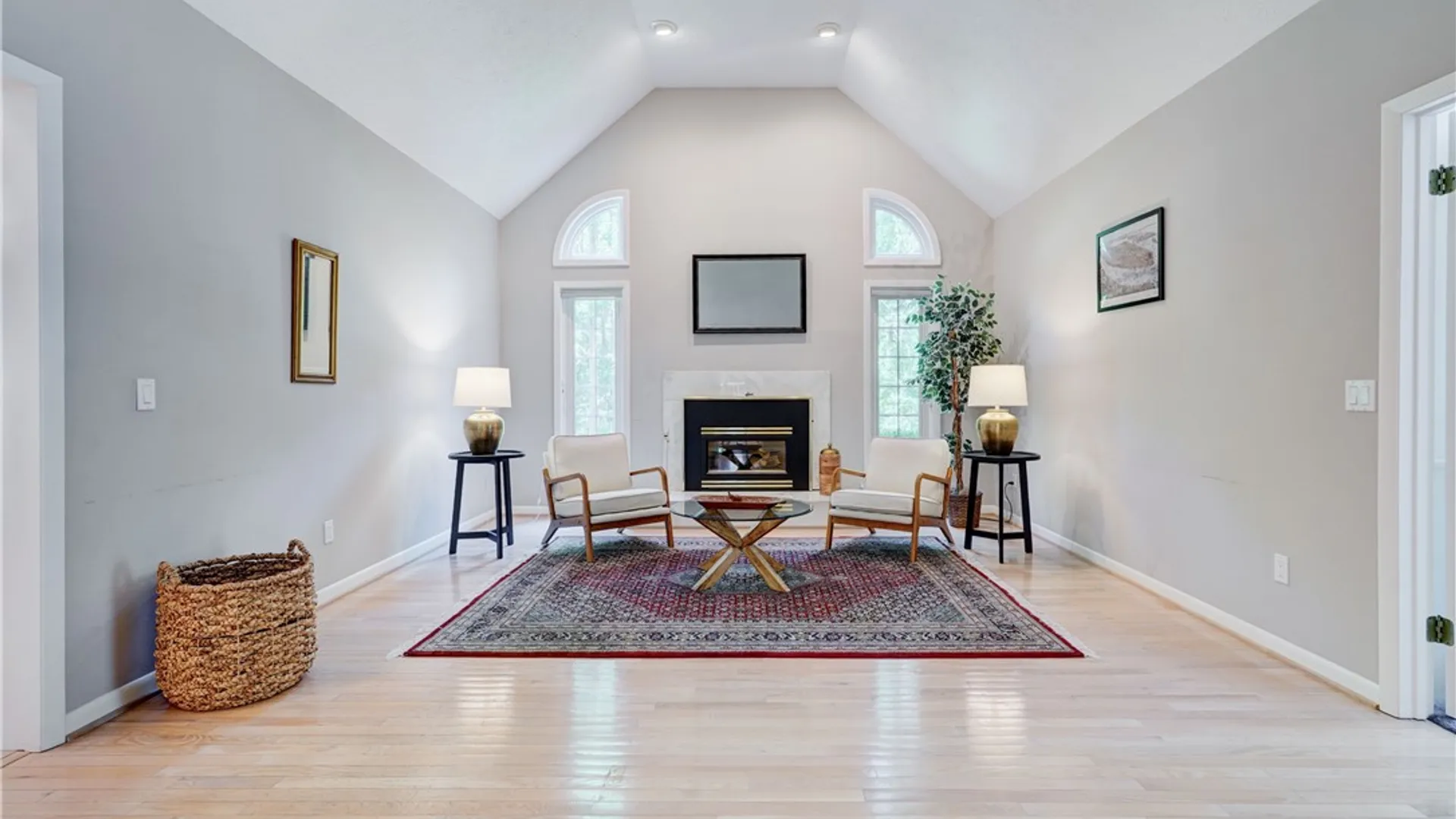 Property at 5 Glen Cannon, Pittsford, NY 14534 12