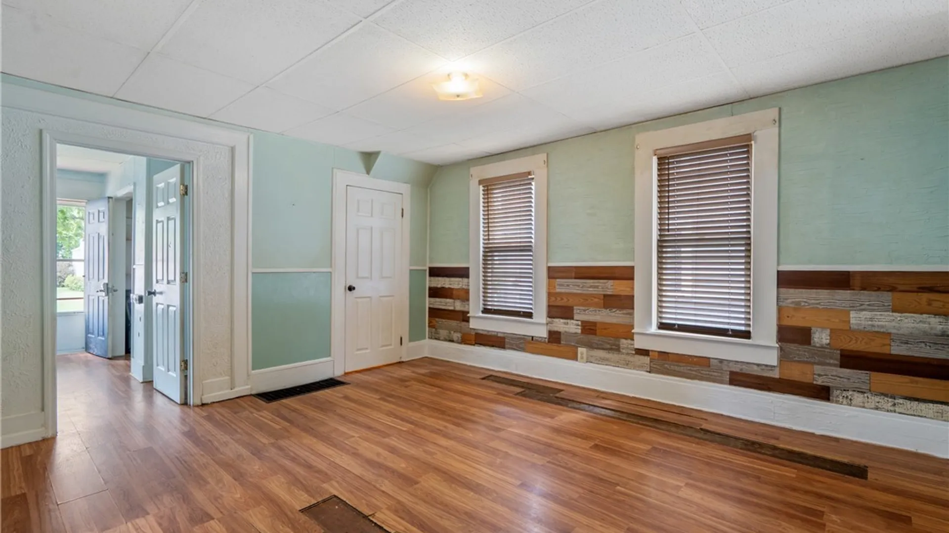 Property at 229 W Ellis Street, DeWitt, NY 13057 6