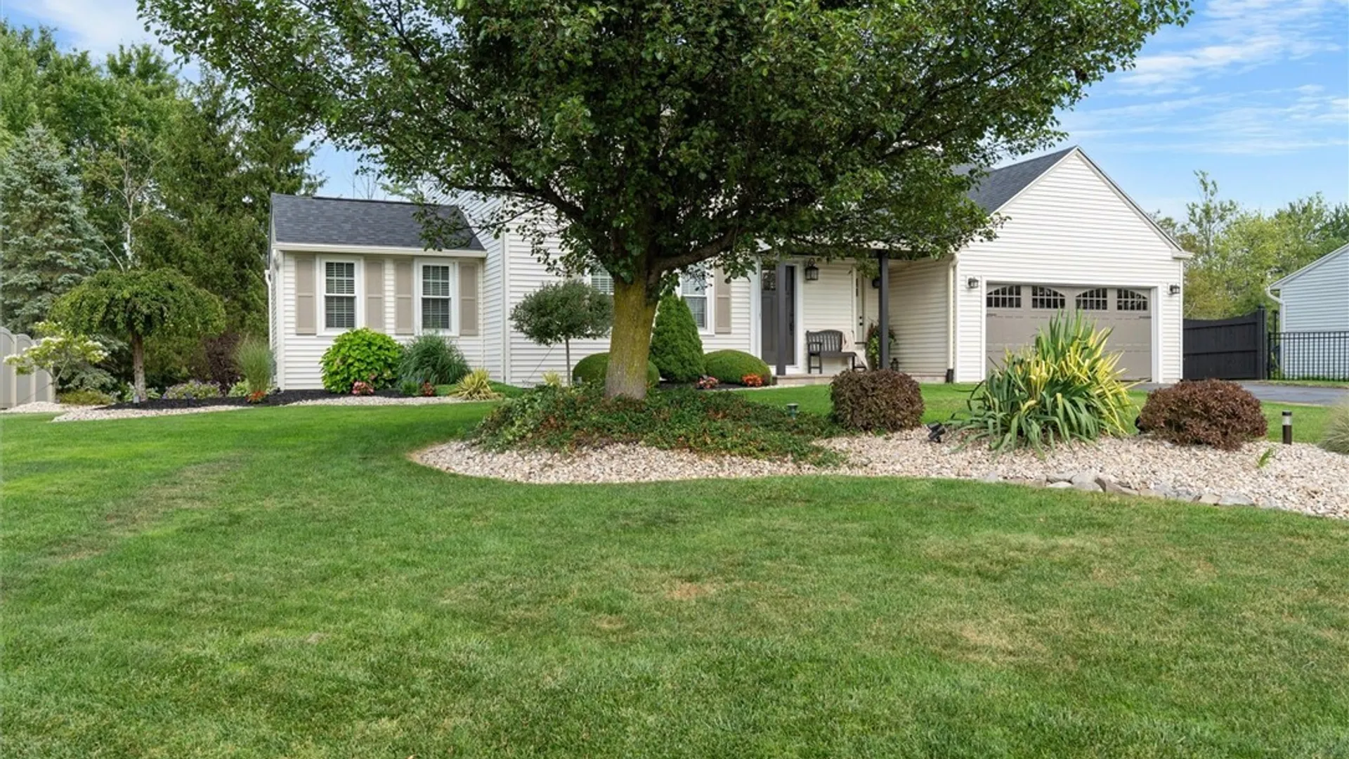 Property at 8526 Dory, Cicero, NY 13039 3