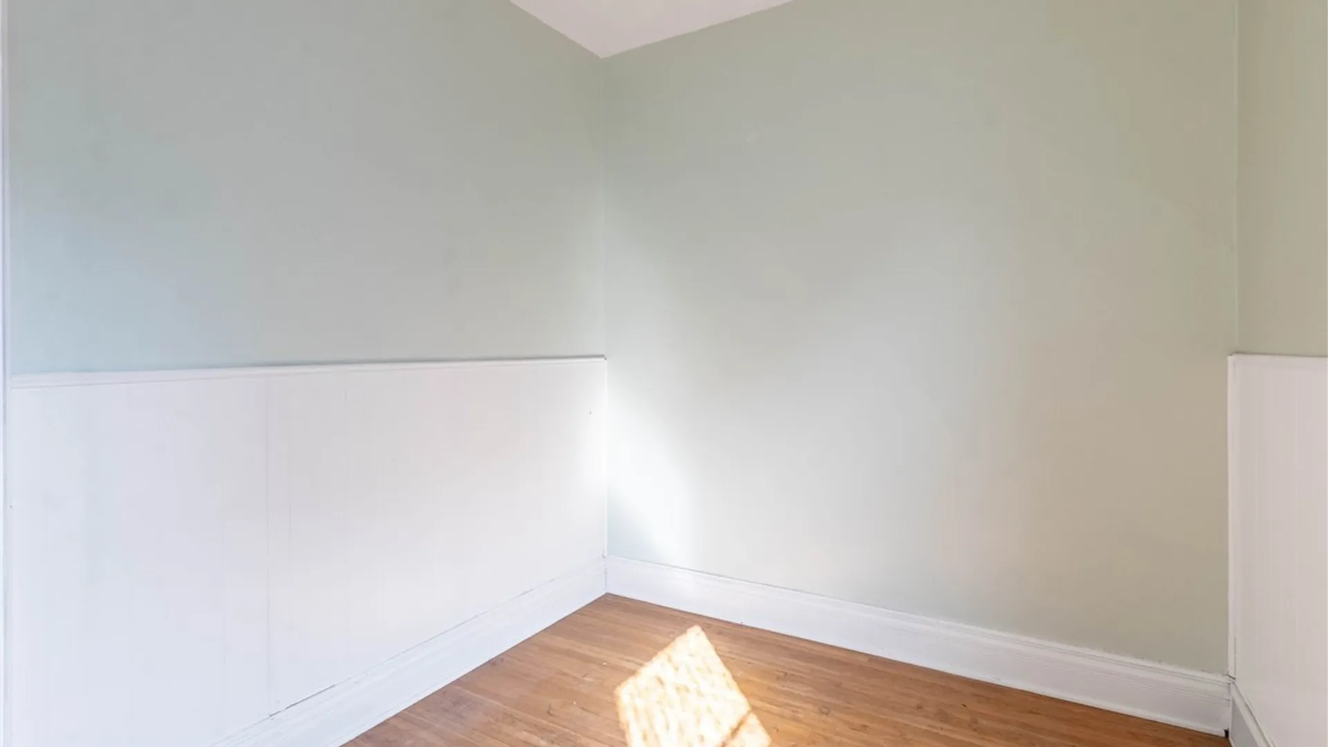 Property at 74 Ryan Street, Buffalo, NY 14210 34