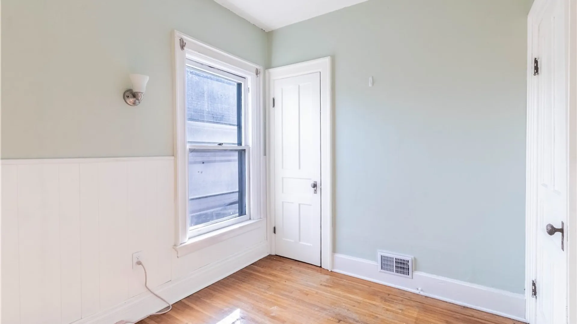 Property at 74 Ryan Street, Buffalo, NY 14210 35