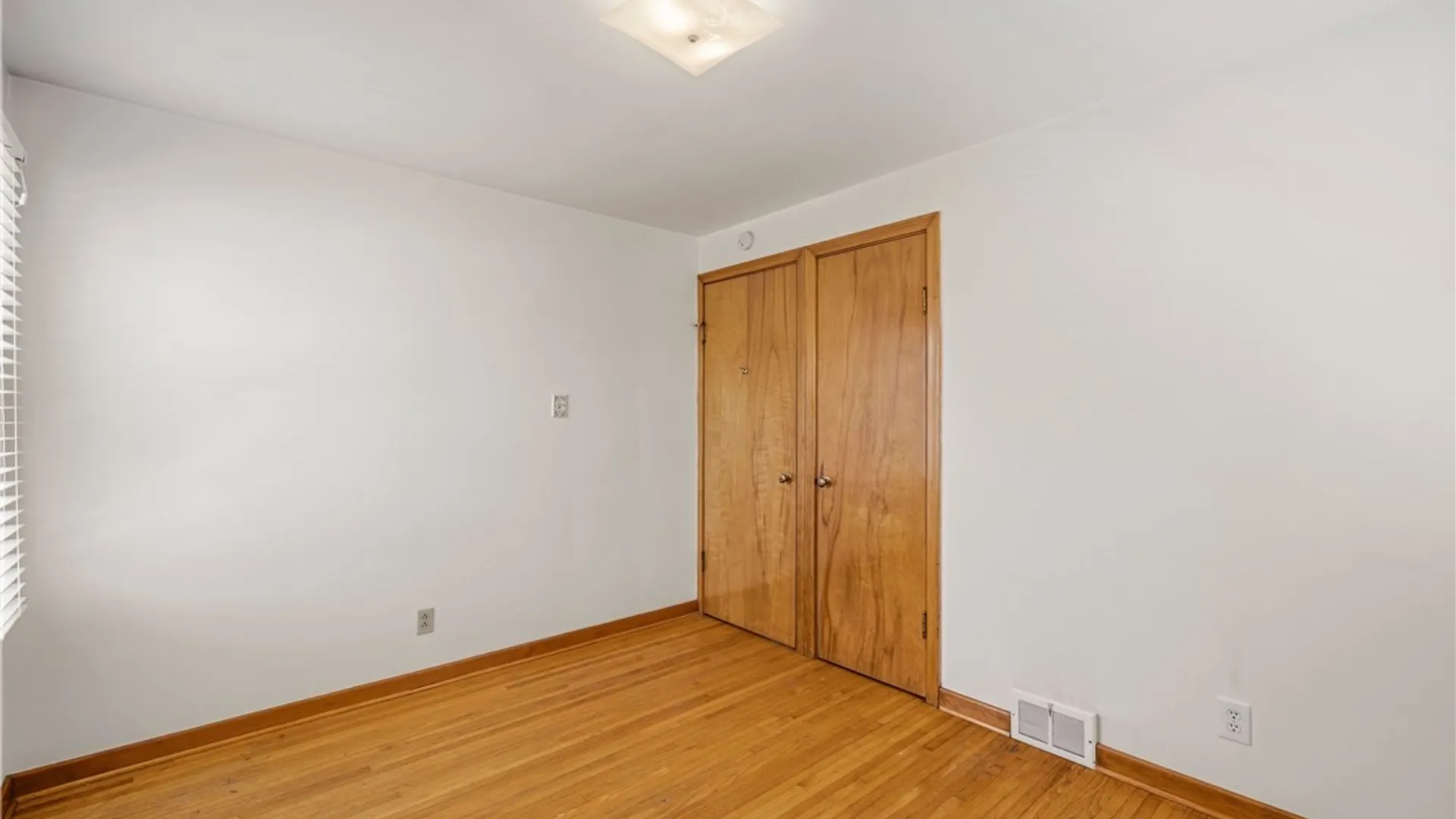 Property at 227 Seton Road, Cheektowaga, NY 14225 17