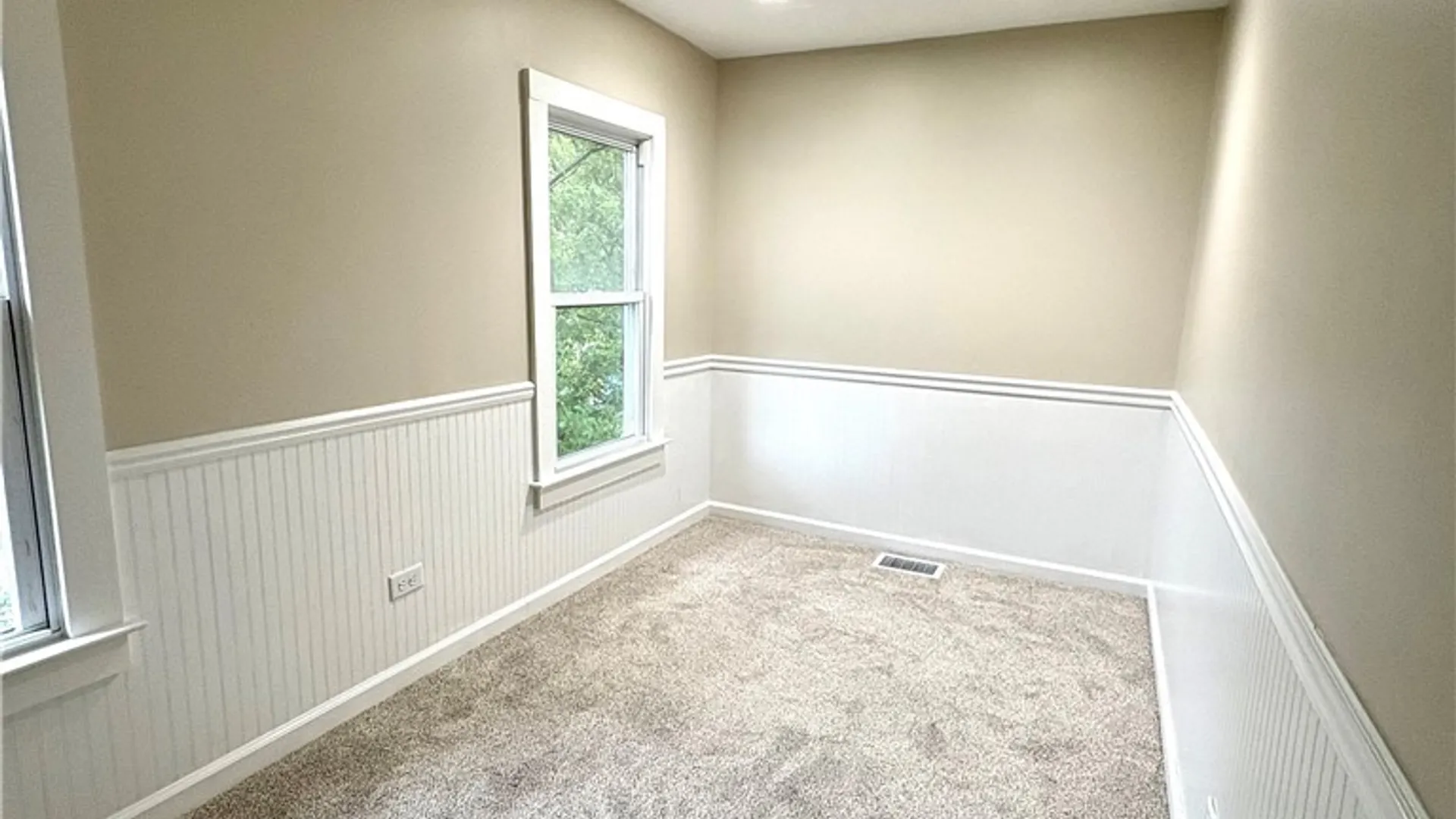 Property at 19 Silver Avenue, Auburn, NY 13021 21
