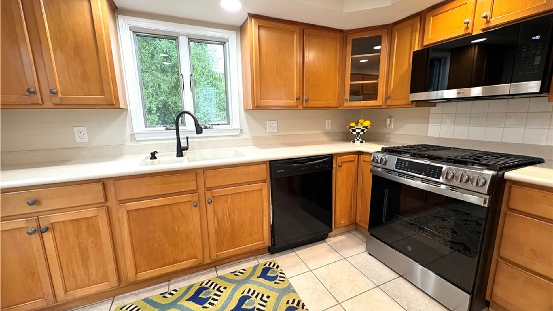 Property at 19 Silver Avenue, Auburn, NY 13021 9