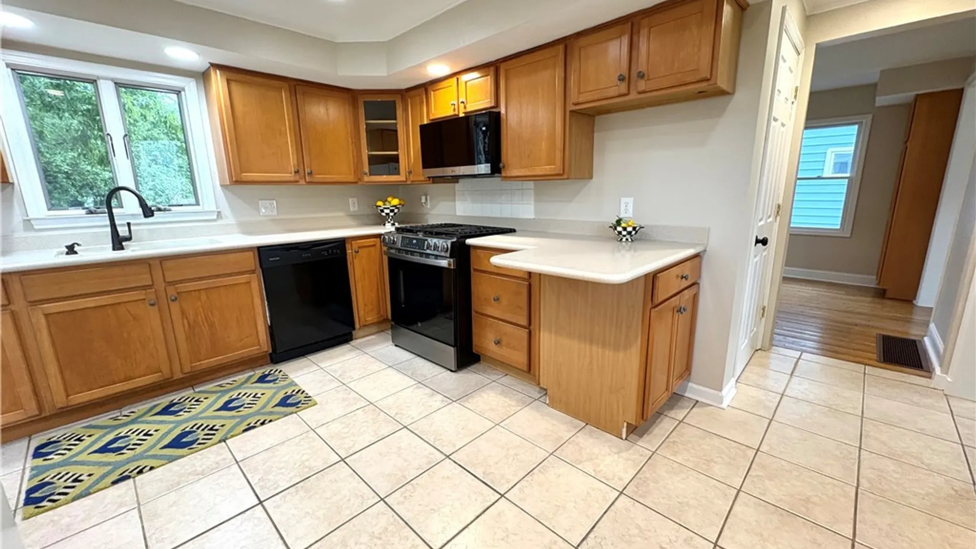 Property at 19 Silver Avenue, Auburn, NY 13021 13