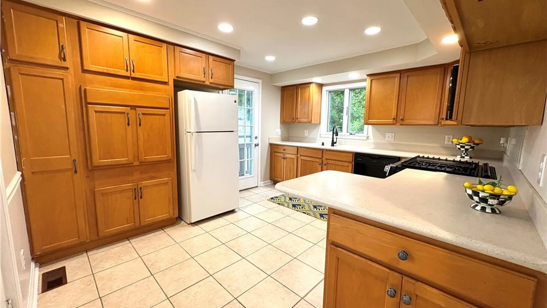 Property at 19 Silver Avenue, Auburn, NY 13021 15
