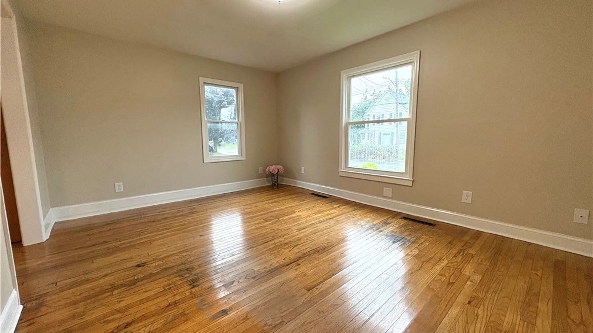 Property at 19 Silver Avenue, Auburn, NY 13021 16