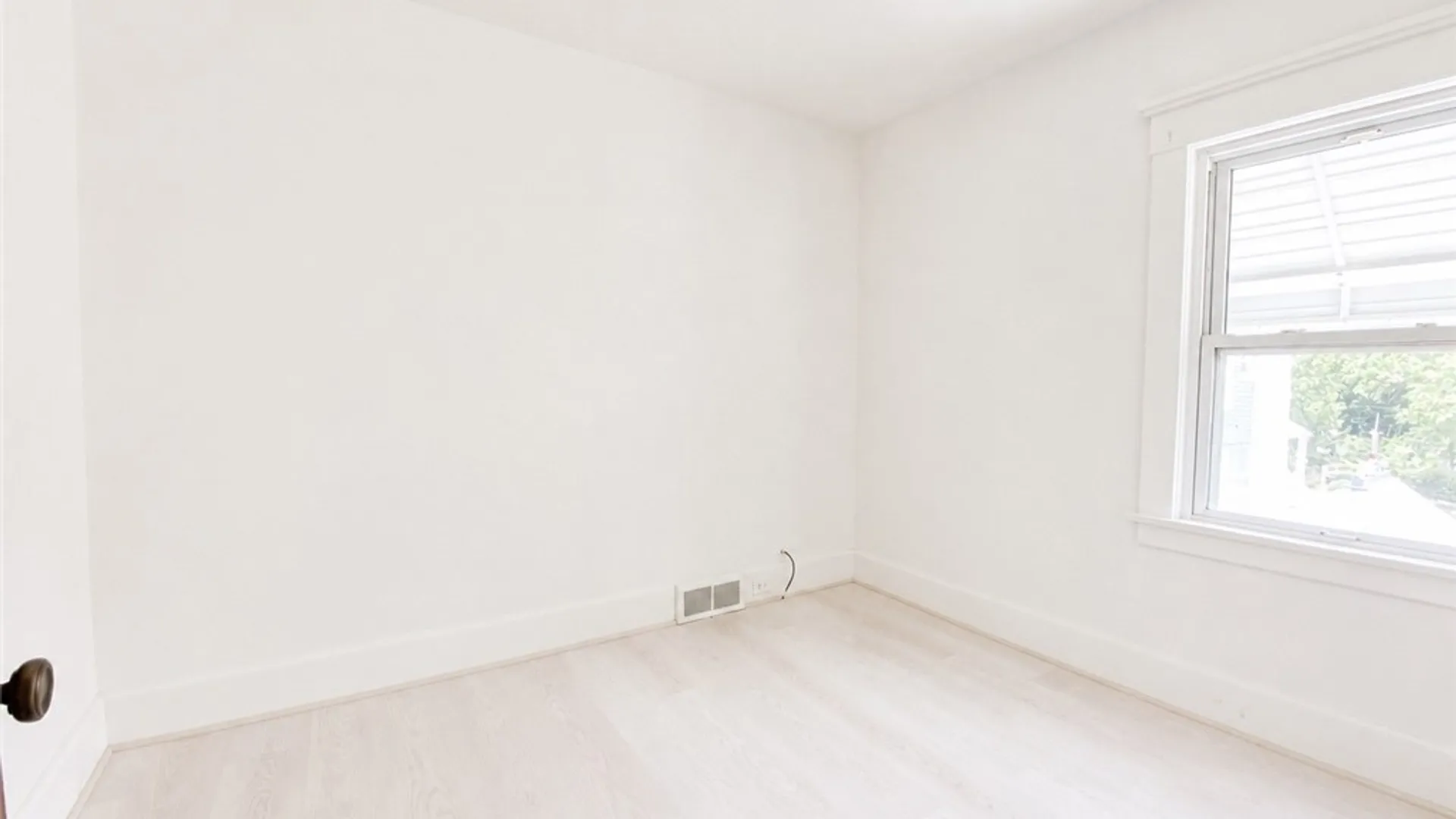 Property at 165 Dearborn Street, Buffalo, NY 14207 13