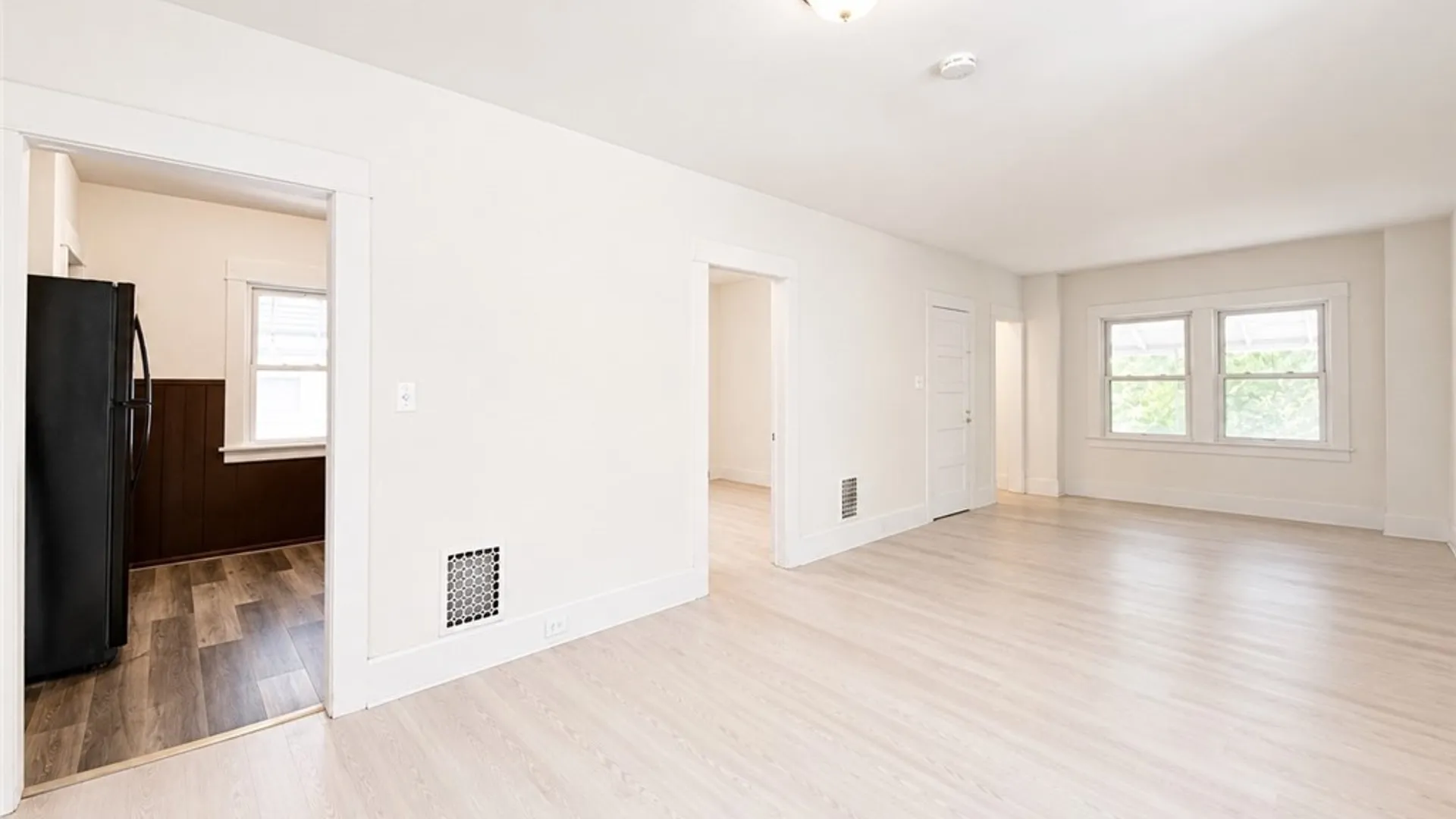 Property at 165 Dearborn Street, Buffalo, NY 14207 5