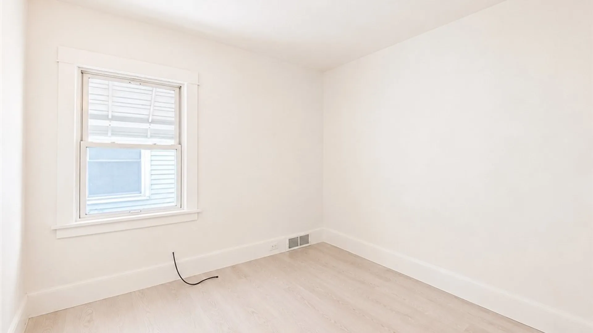 Property at 165 Dearborn Street, Buffalo, NY 14207 7
