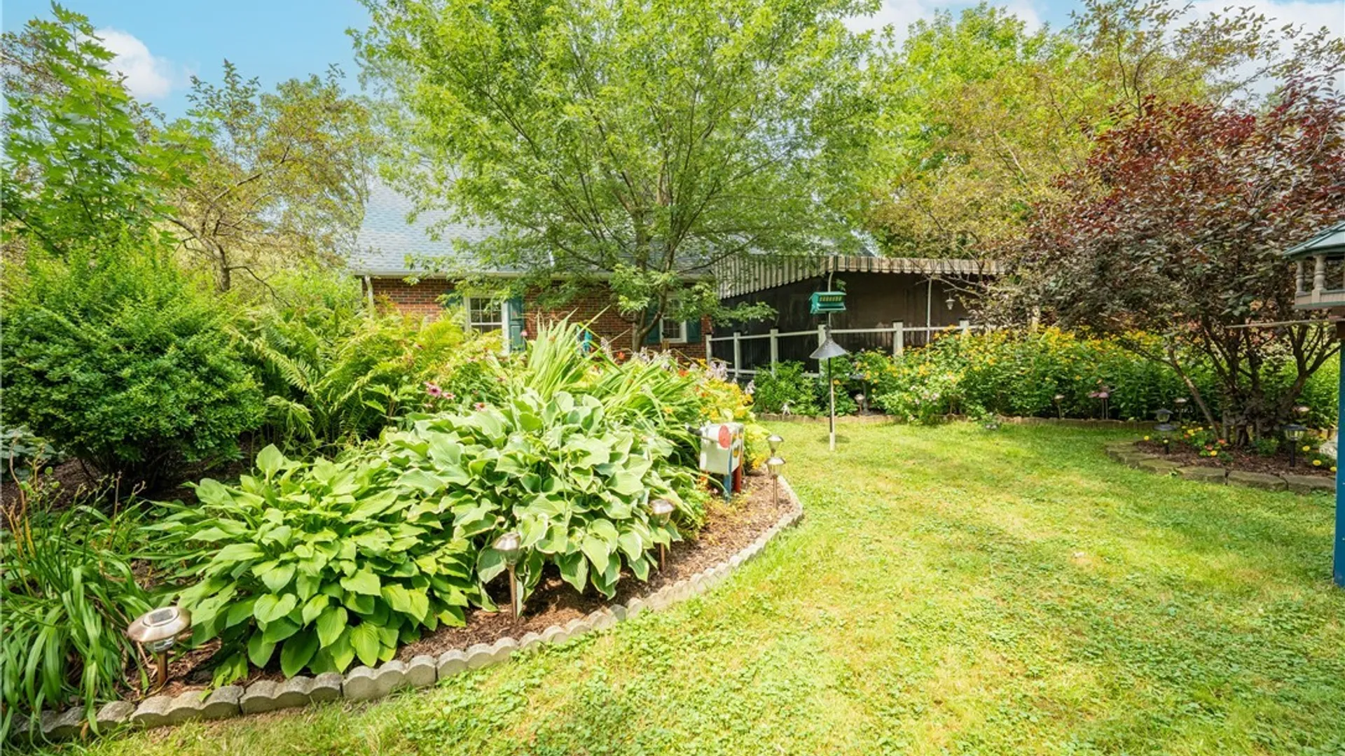 Property at 945 Mineral Springs Road, West Seneca, NY 14224 46