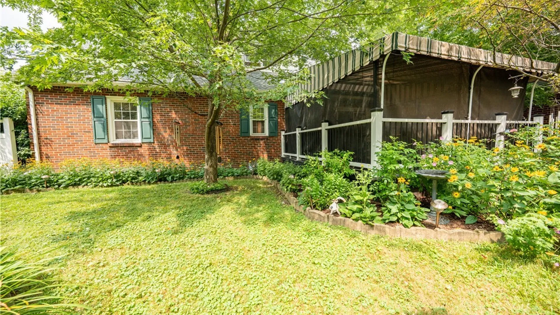 Property at 945 Mineral Springs Road, West Seneca, NY 14224 47