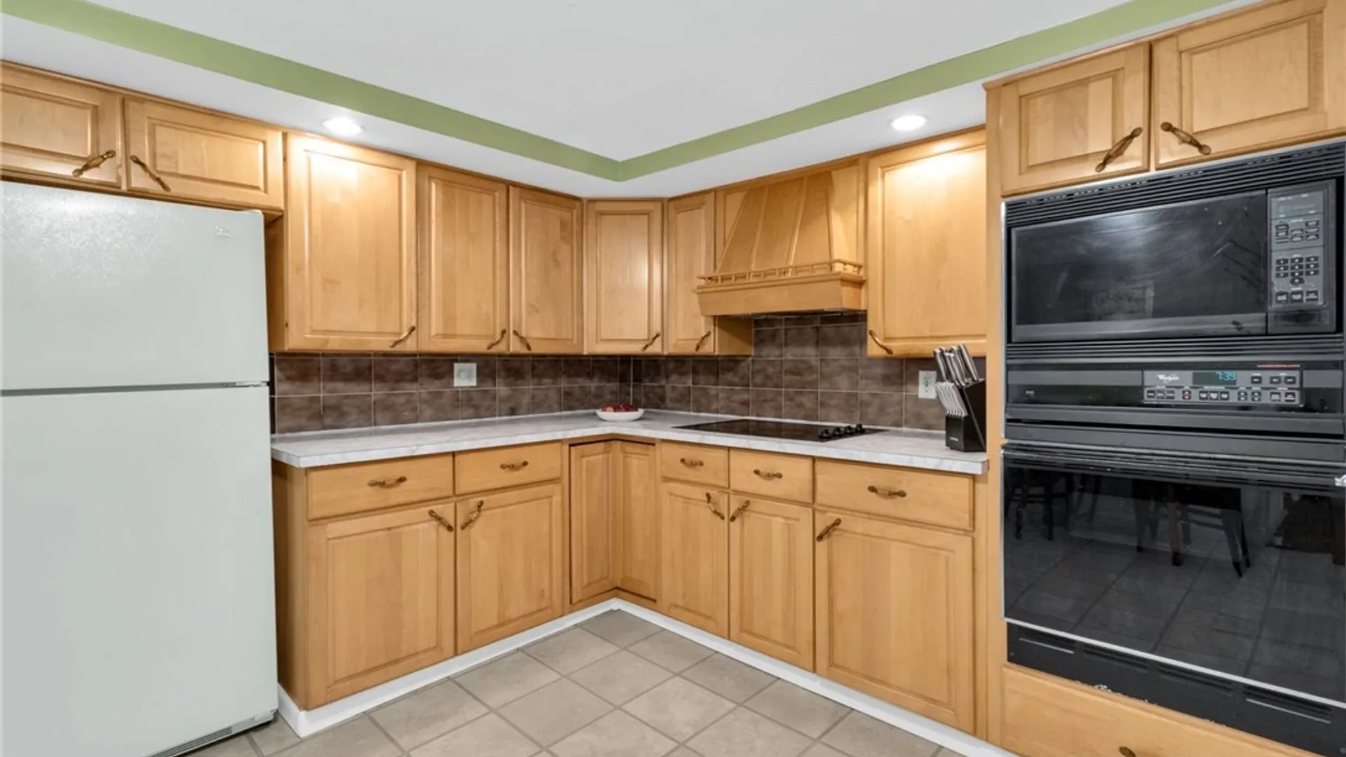 Property at 256 Country Parkway, Amherst, NY 14221 8