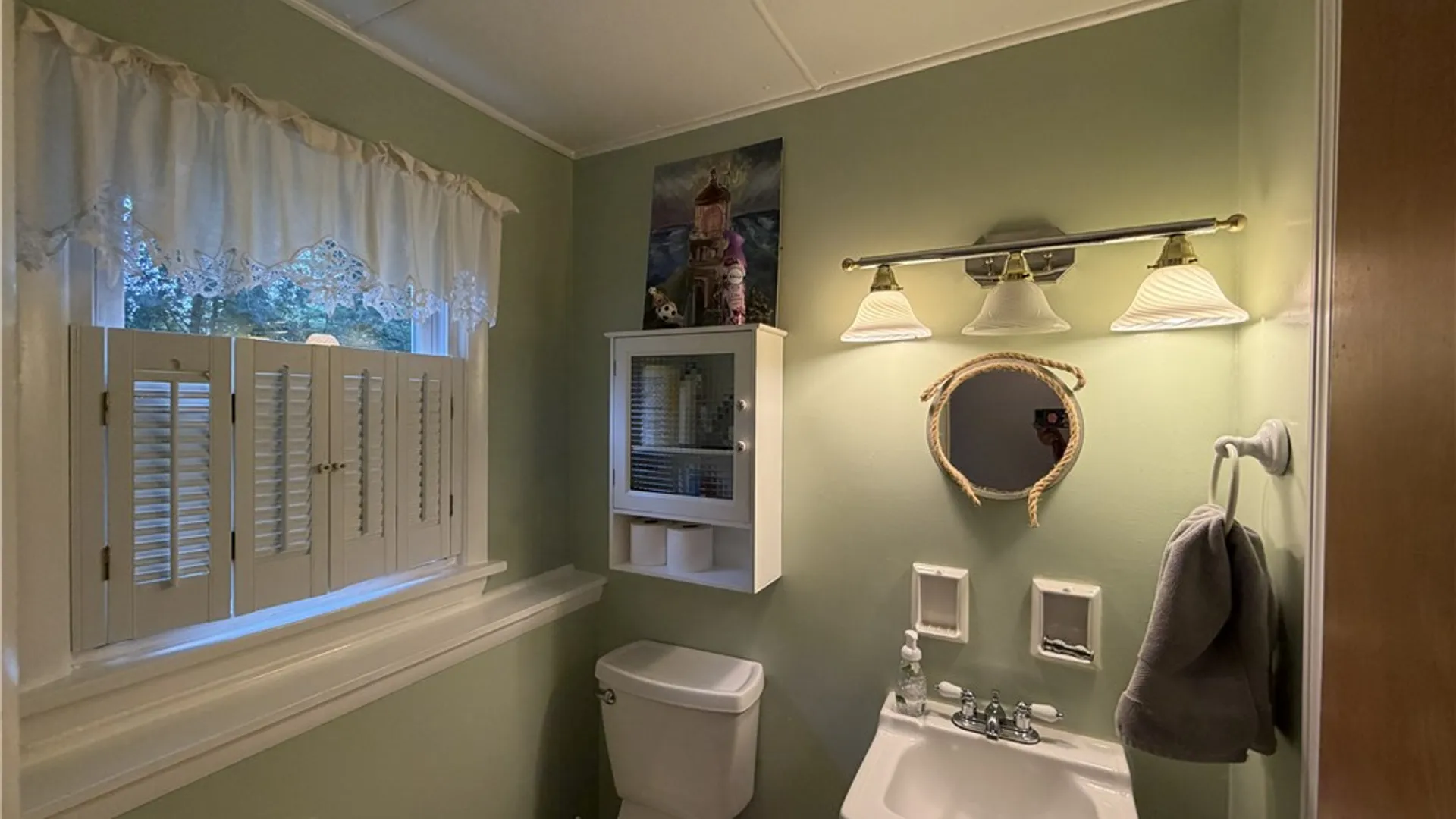 Property at 668 Marsh Road, Pittsford, NY 14534 24