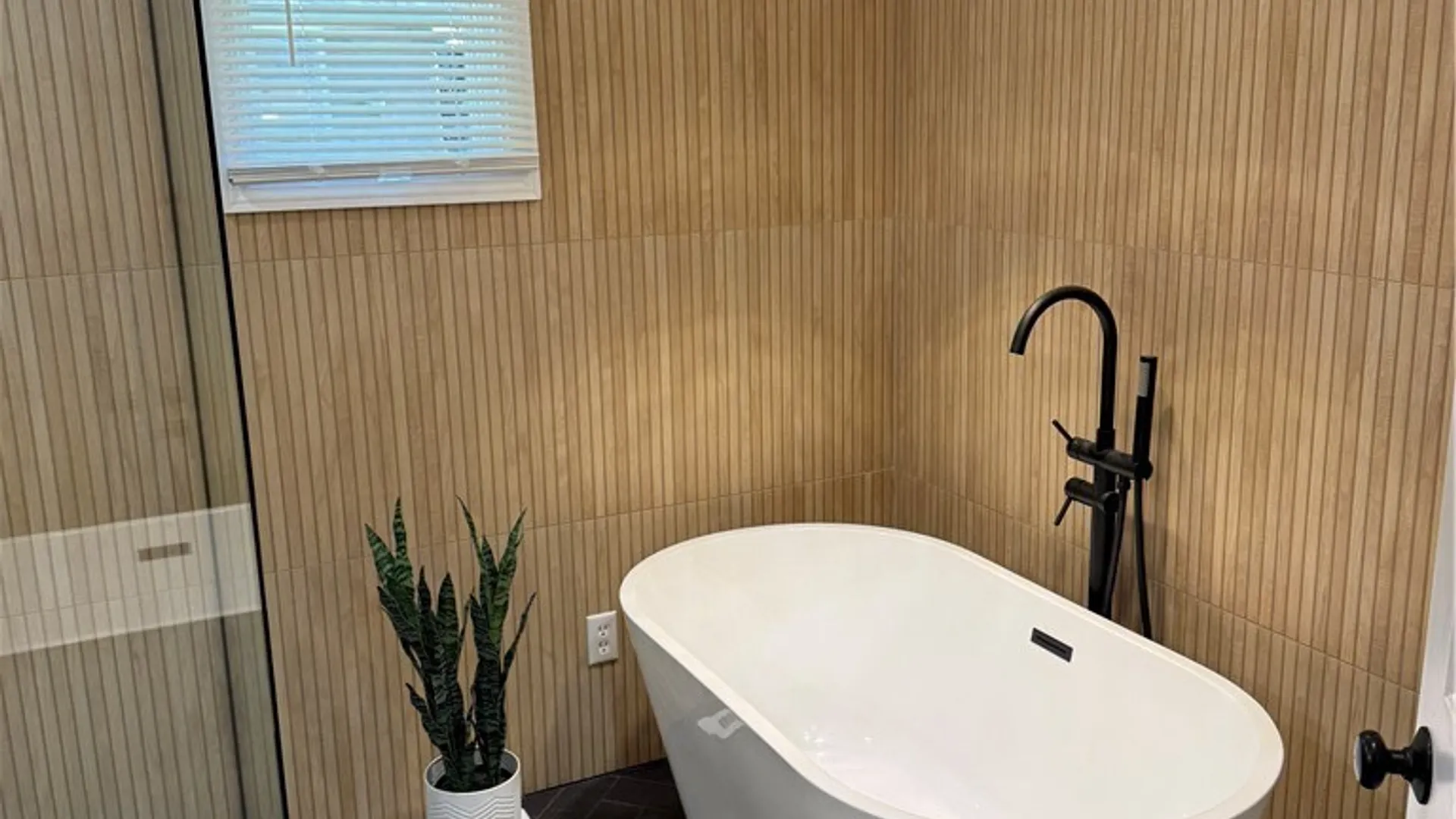 Property at 767 Kirkwood Drive, Grand Island, NY 14072 16