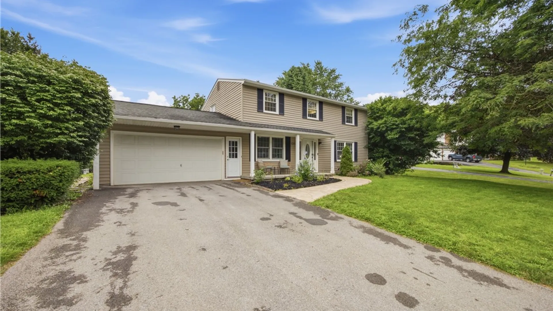 Property at 135 Maple Hill Farm Road, Penfield, NY 14526 2
