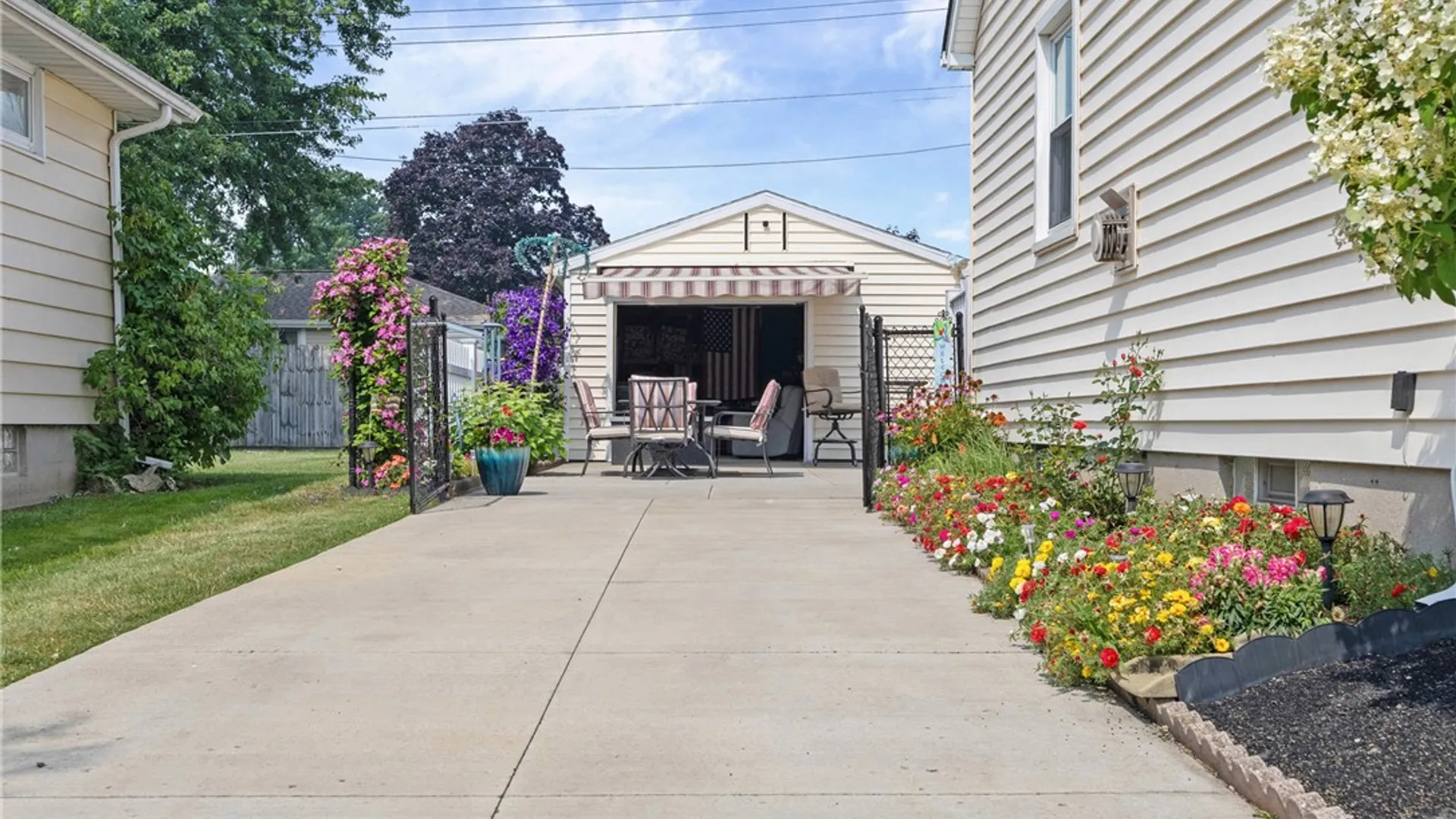 Property at 66 Green Terrace, Cheektowaga, NY 14043 39