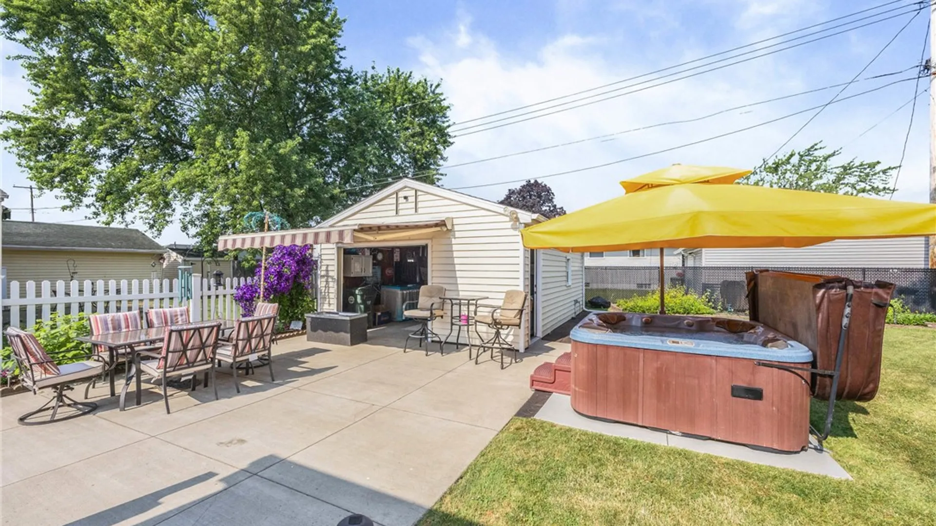 Property at 66 Green Terrace, Cheektowaga, NY 14043 2