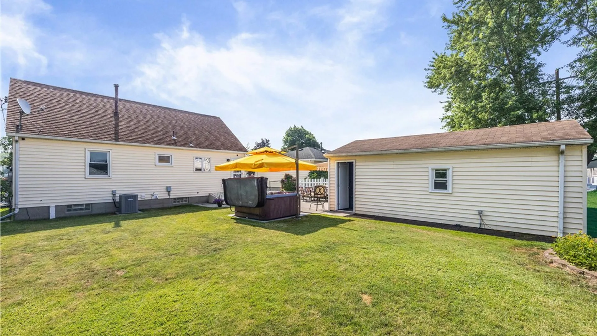 Property at 66 Green Terrace, Cheektowaga, NY 14043 49