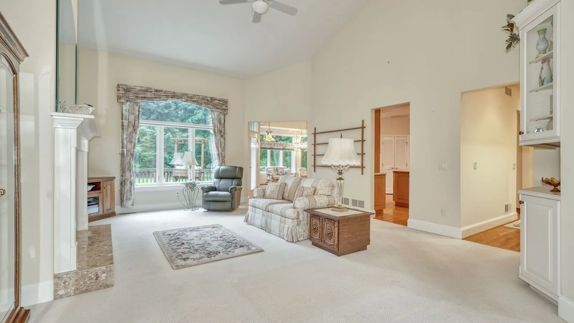Property at 10 Cathedral Oaks, Perinton, NY 14450 6
