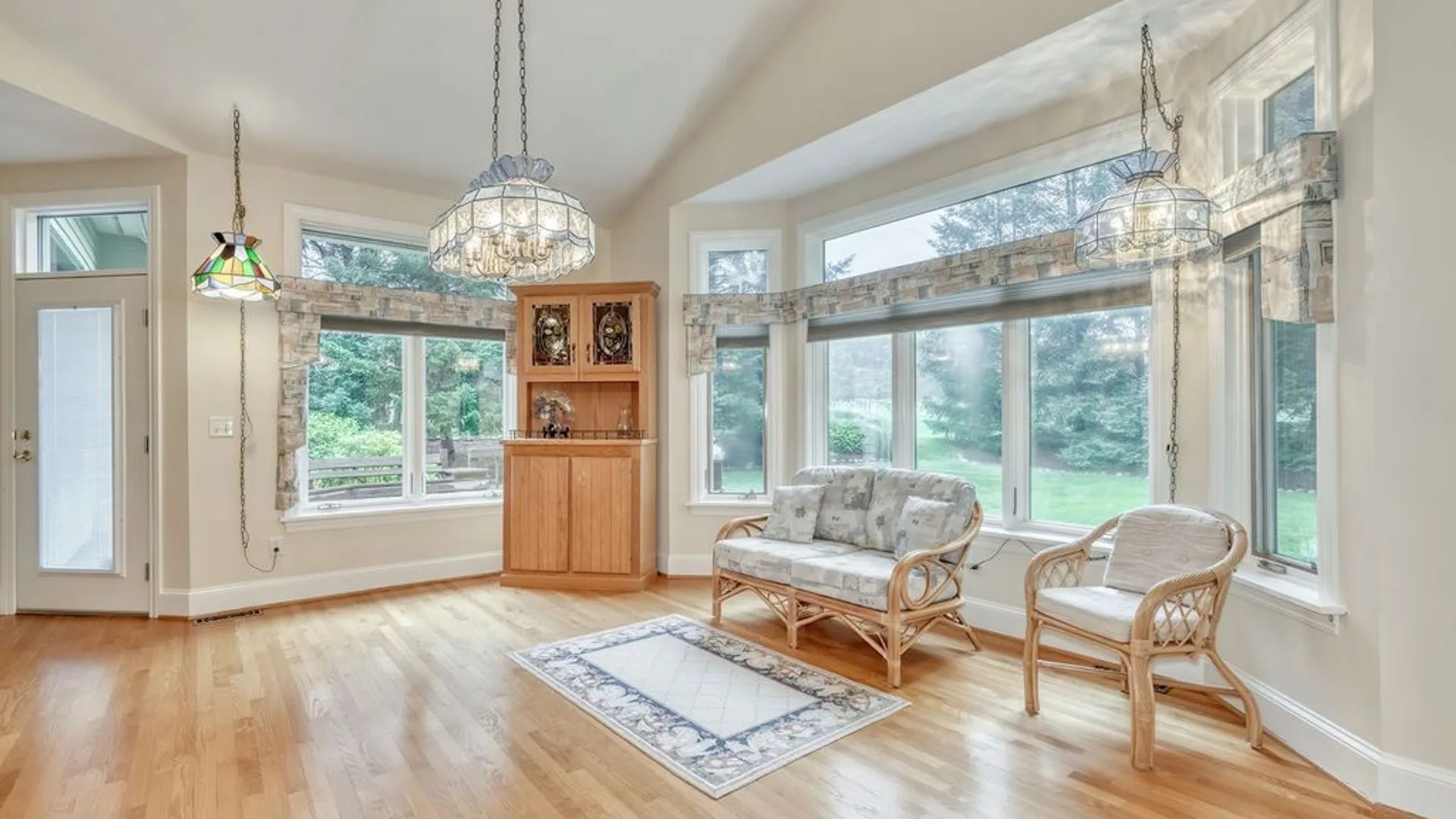 Property at 10 Cathedral Oaks, Perinton, NY 14450 14