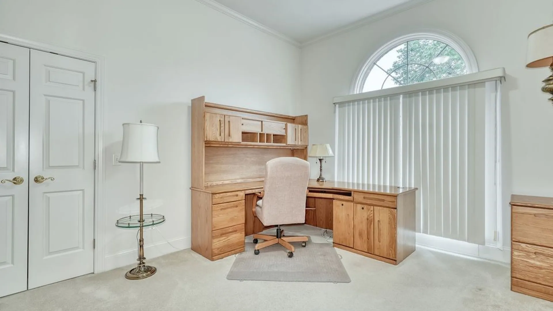 Property at 10 Cathedral Oaks, Perinton, NY 14450 17