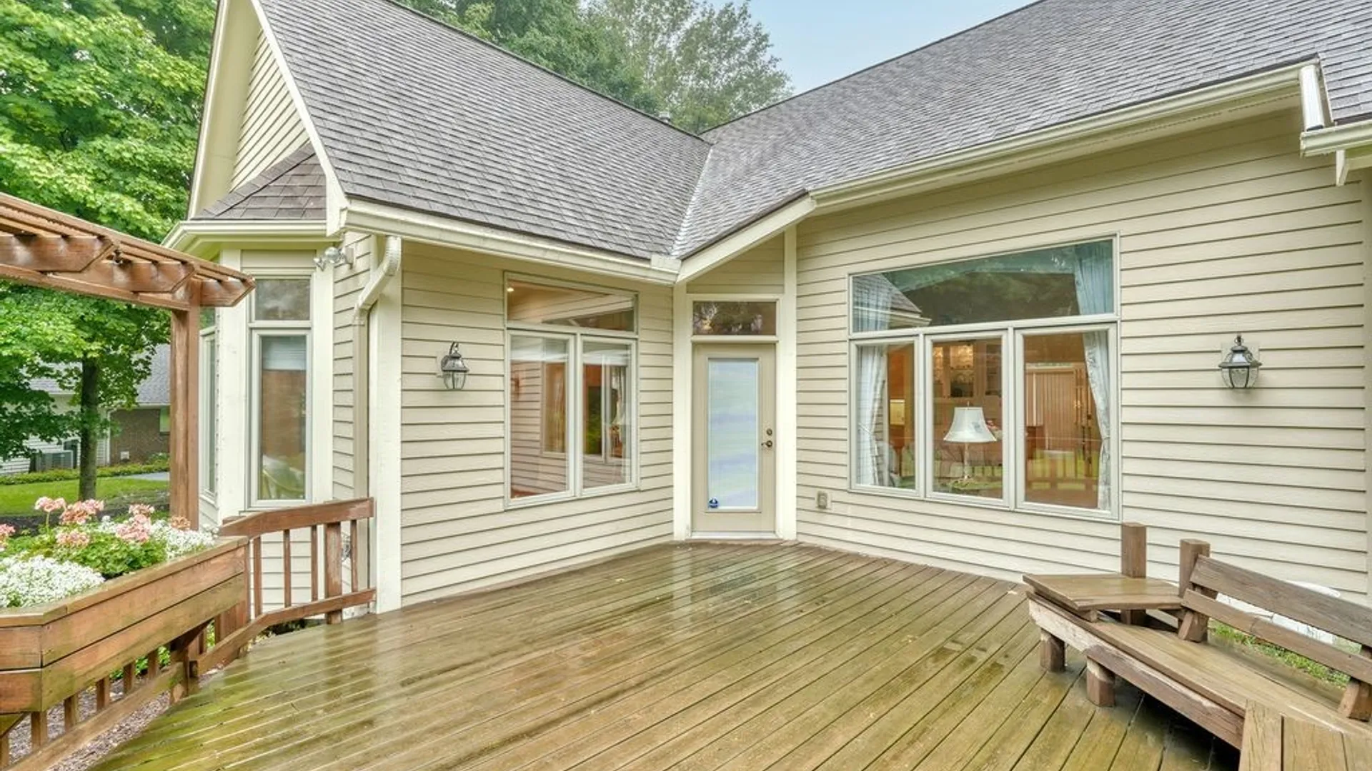 Property at 10 Cathedral Oaks, Perinton, NY 14450 36