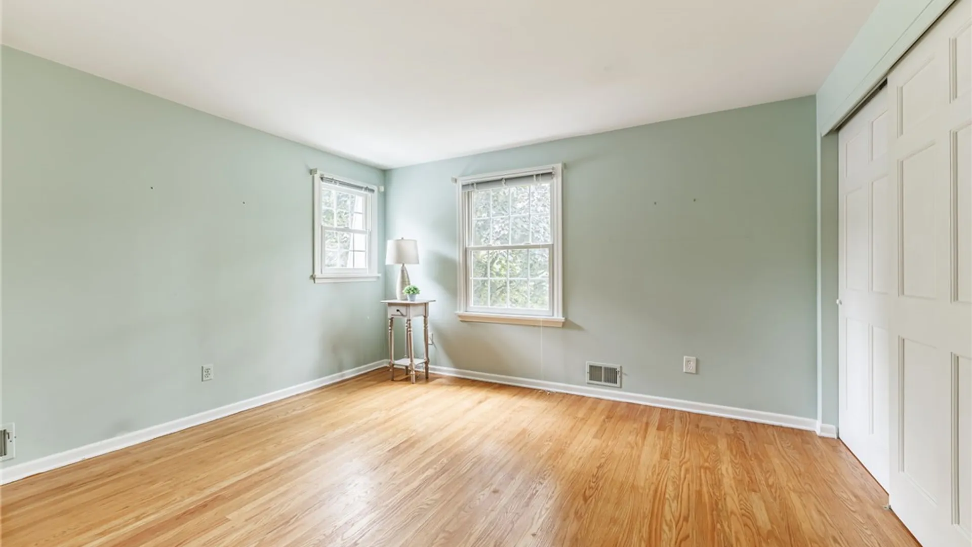 Property at 16 S Ridge Trail, Perinton, NY 14450 20