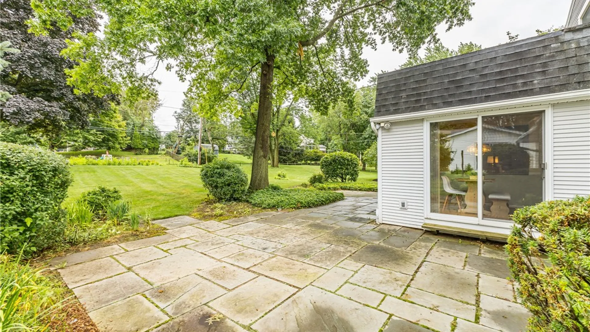 Property at 16 S Ridge Trail, Perinton, NY 14450 29