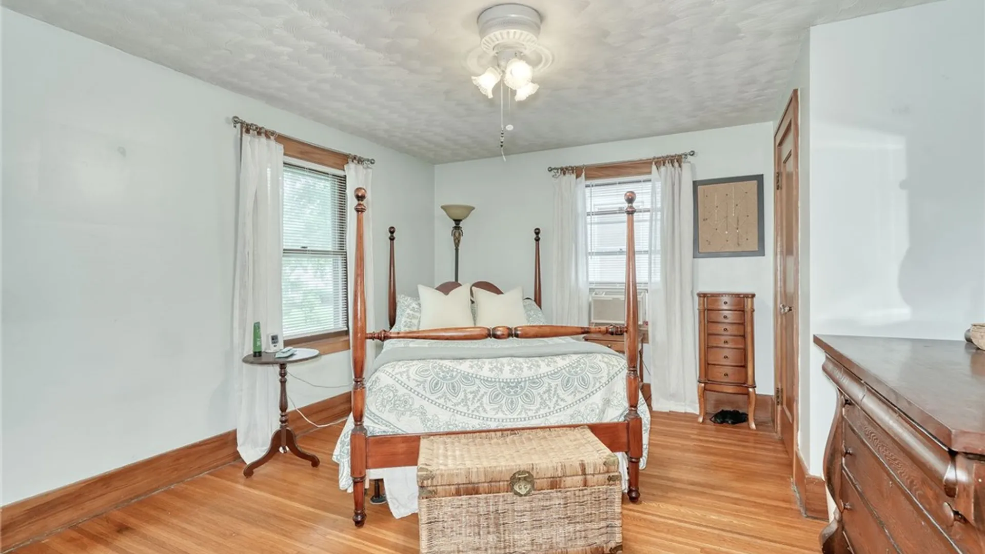 Property at 677 Flower City Park, Rochester, NY 14615 25