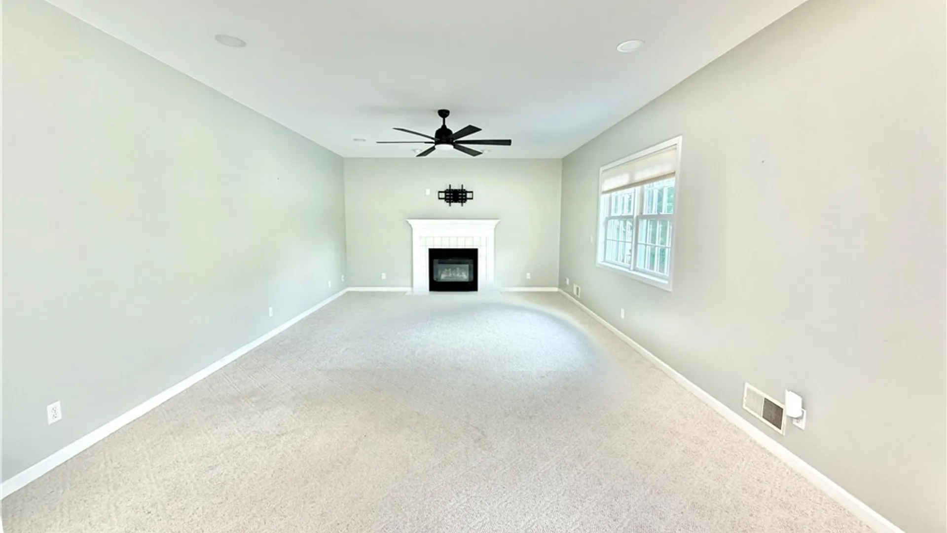 Property at 7 Morningside Drive, Owasco, NY 13021 14