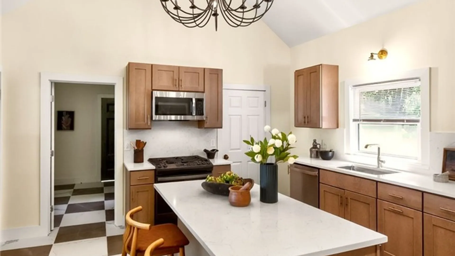 Property at 92 S Main Street, Pittsford, NY 14534 25