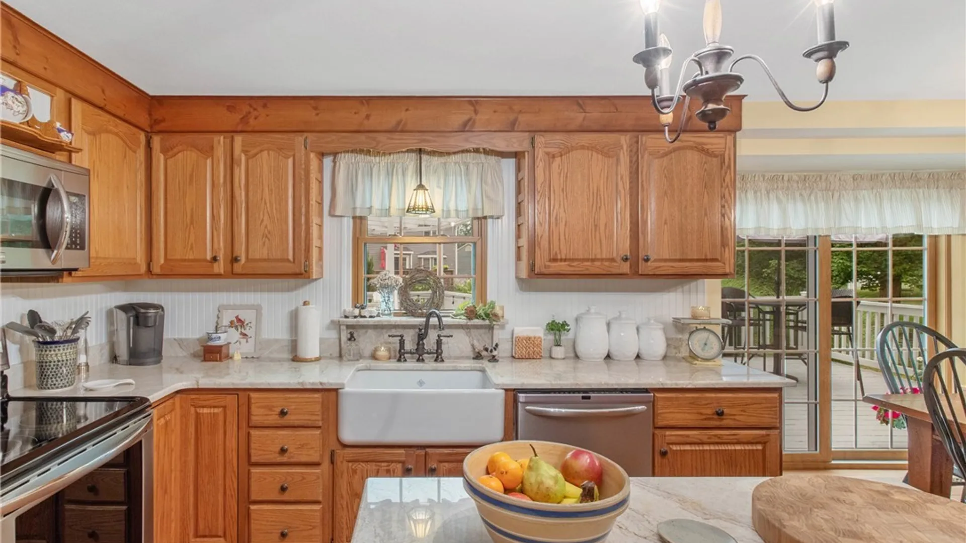 Property at 4261 Montezuma Course, Clay, NY 13090 9