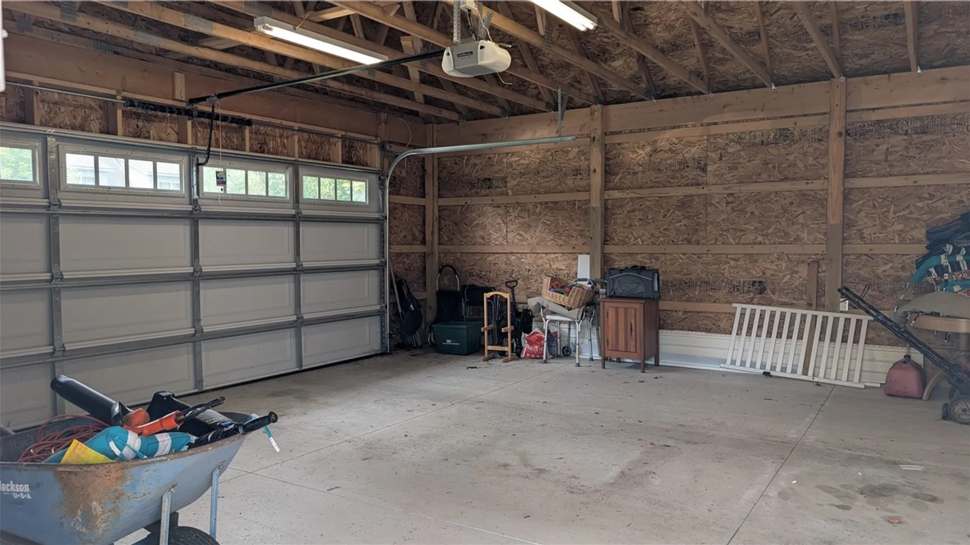 Property at 164 Ferguson Drive, Parma, NY 14468 45