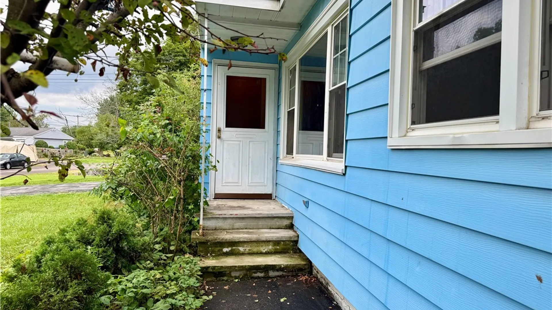 Property at 105 Traister Drive, Salina, NY 13088 4