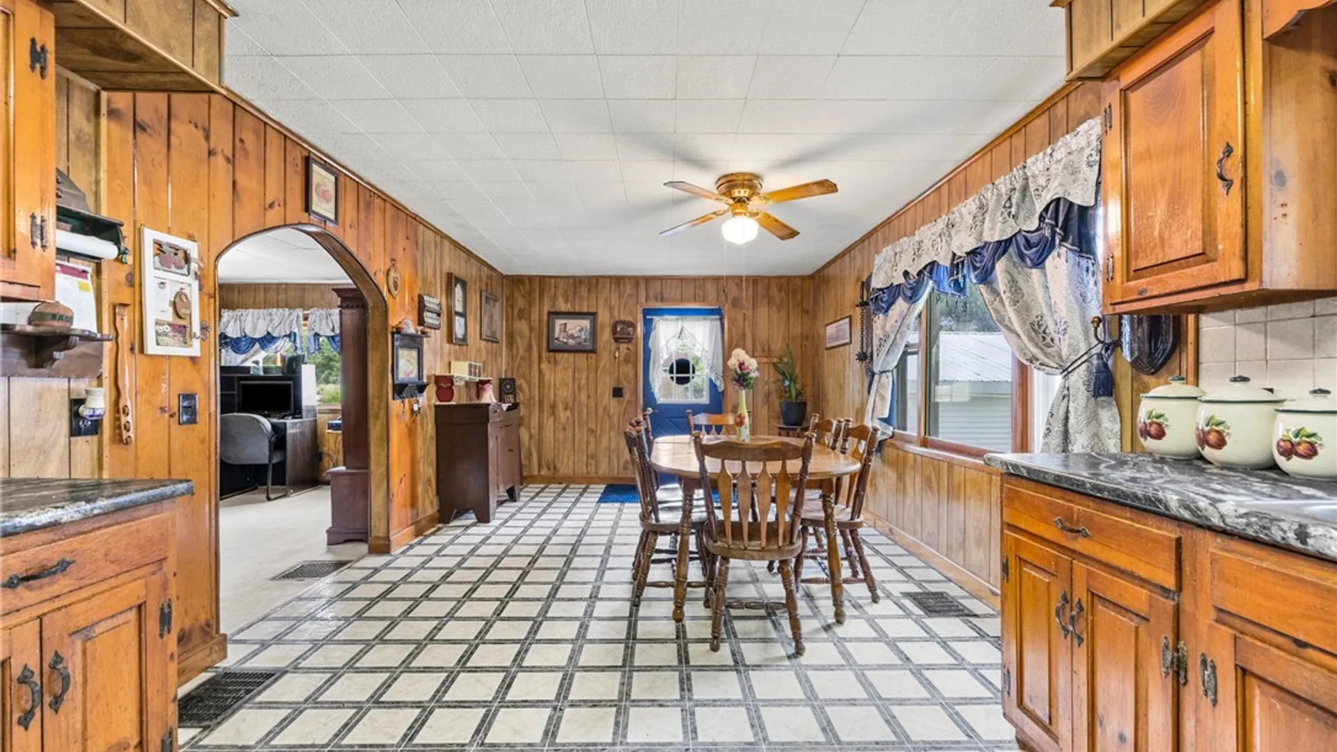 Property at 60 Franklin Street, Lyons, NY 14489 12