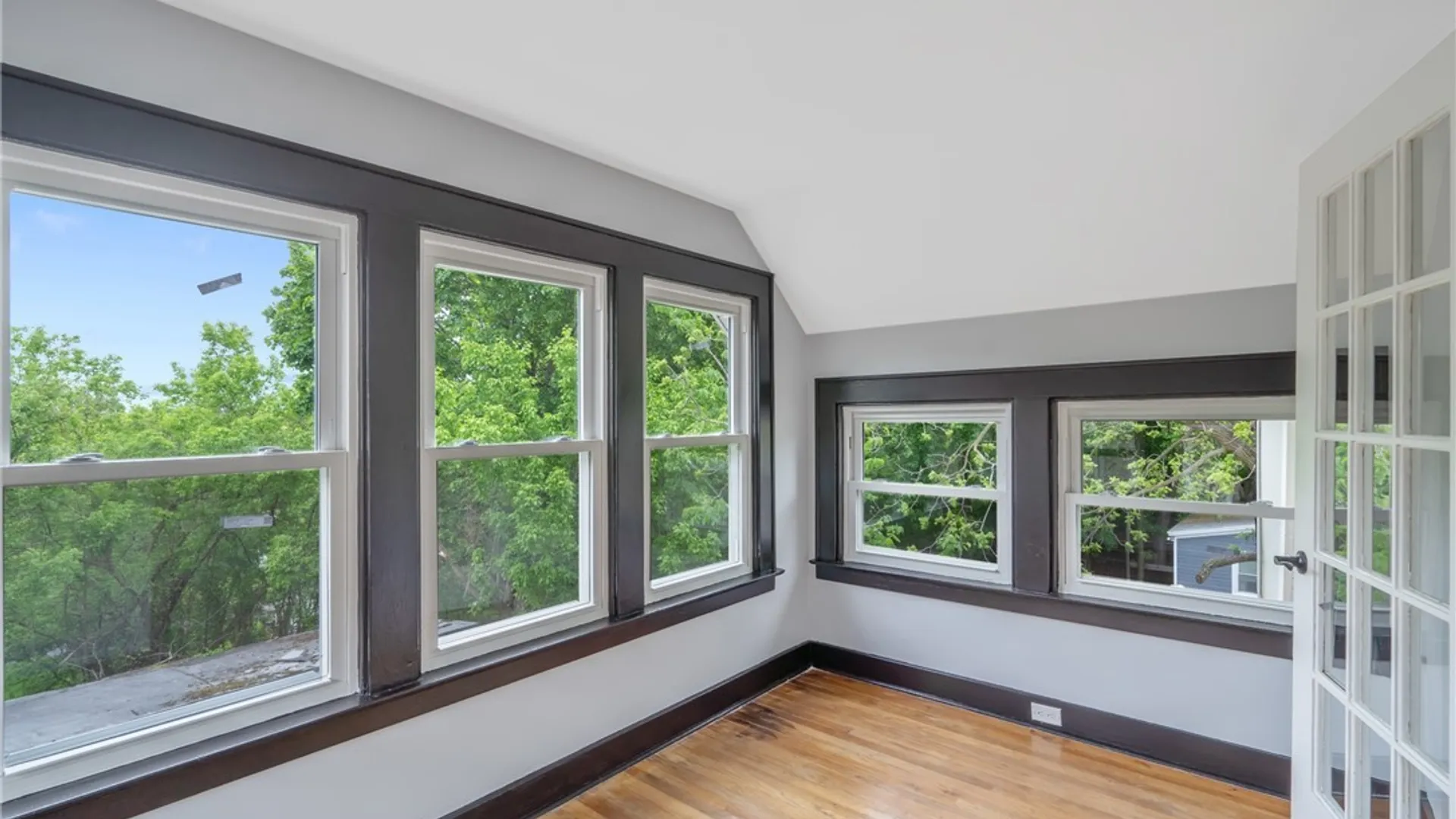 Property at 944 Bellevue Avenue, Syracuse, NY 13204 5