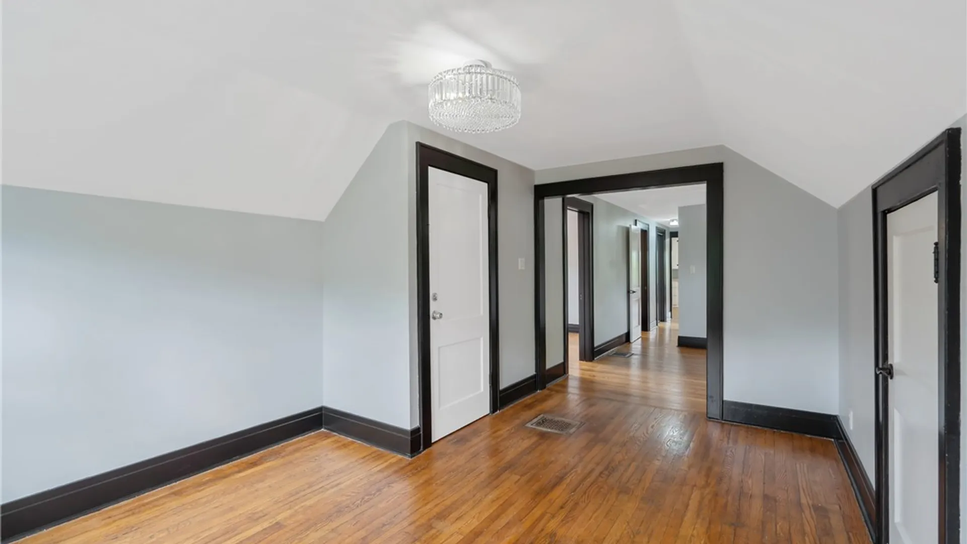 Property at 944 Bellevue Avenue, Syracuse, NY 13204 7